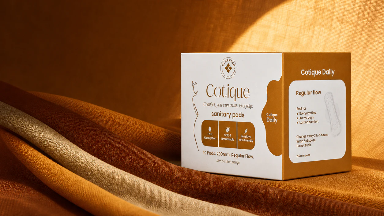 Cotique Daily pack in the amber Flow Loom product scene